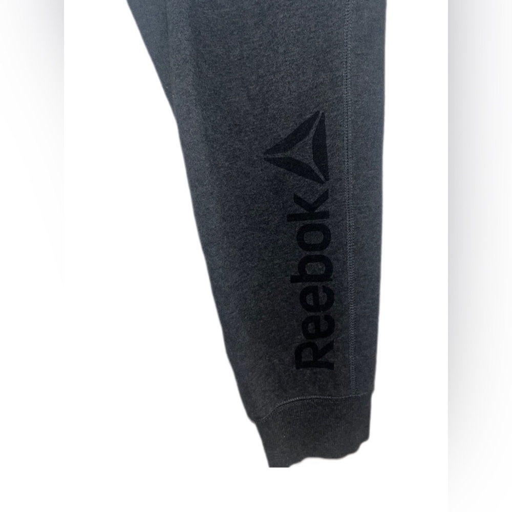 Reebok Jogger - Picture 2 of 5